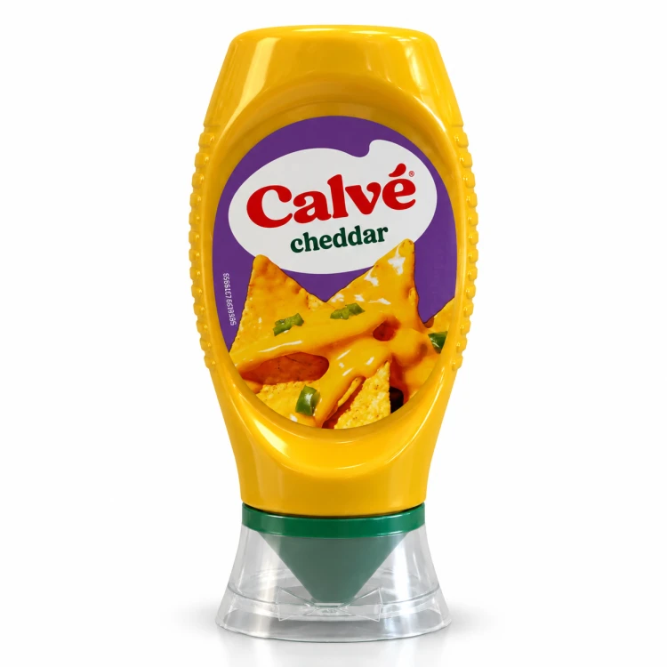 Calvé Cheddar na białym tle.png